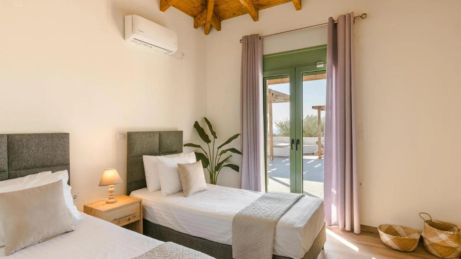 Athina Villa By Vintage Travel Karavádhos